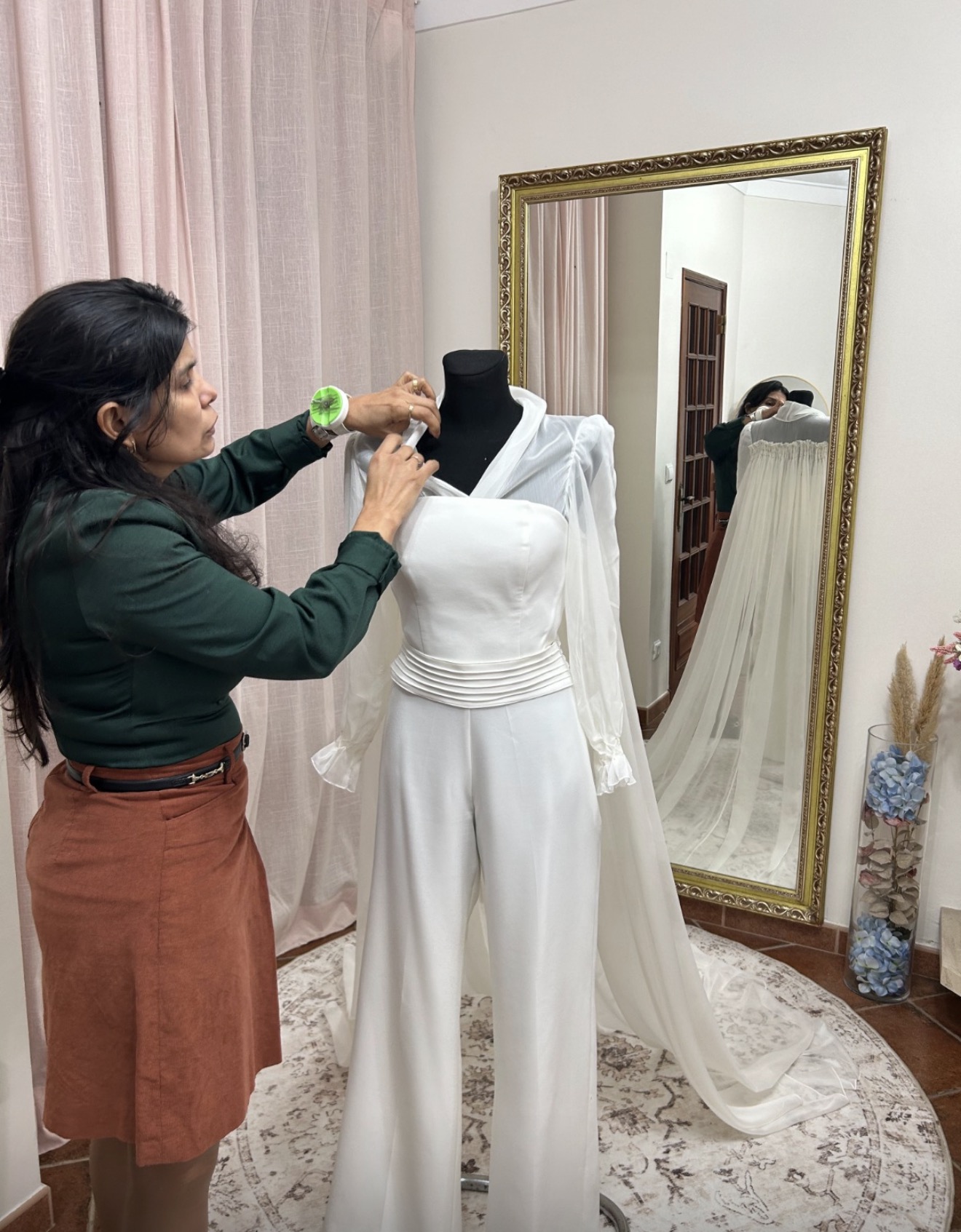 Ashley Medina, estilista e fundadora do ateliê